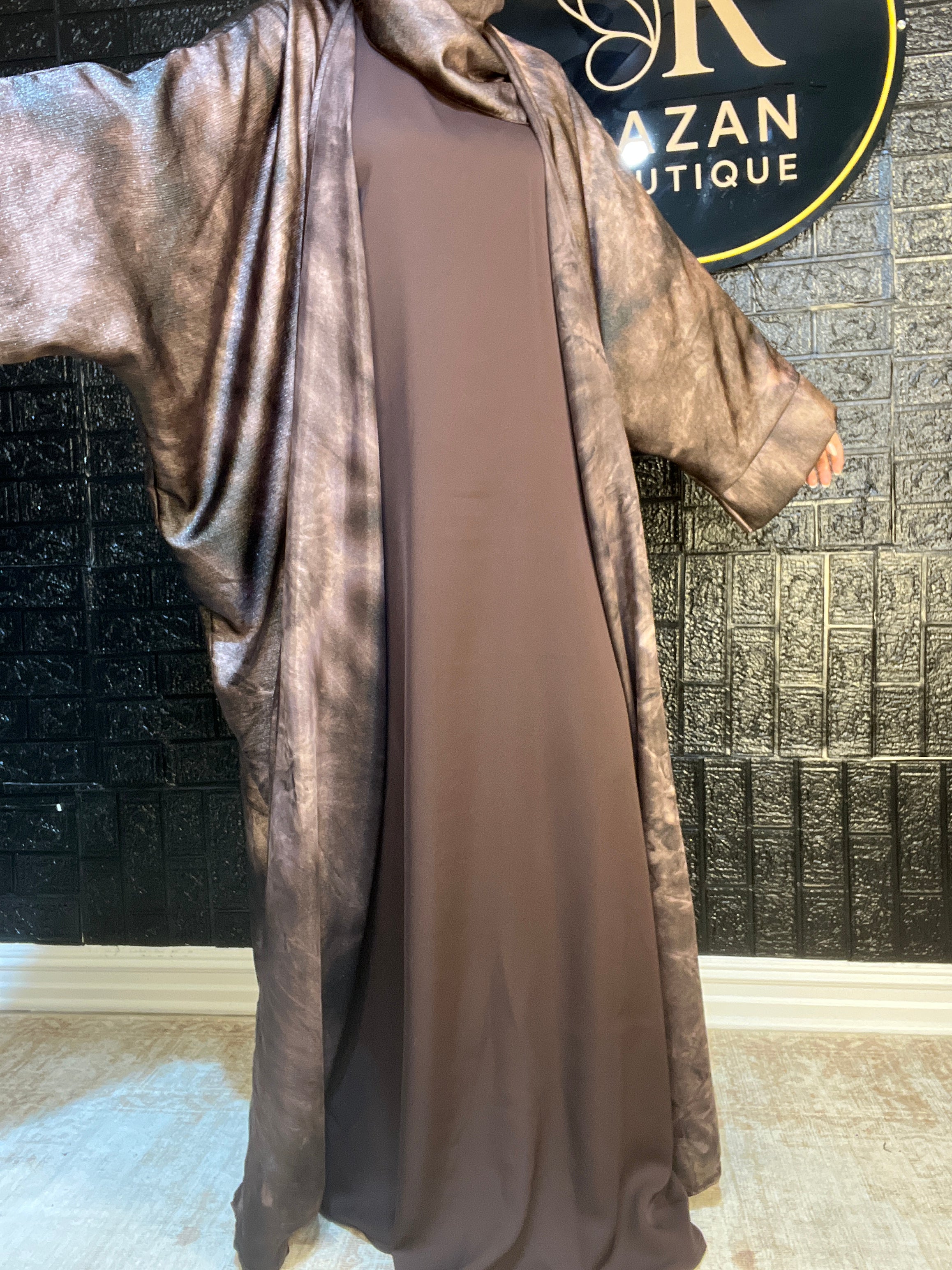 Royal Cocoa Elegance