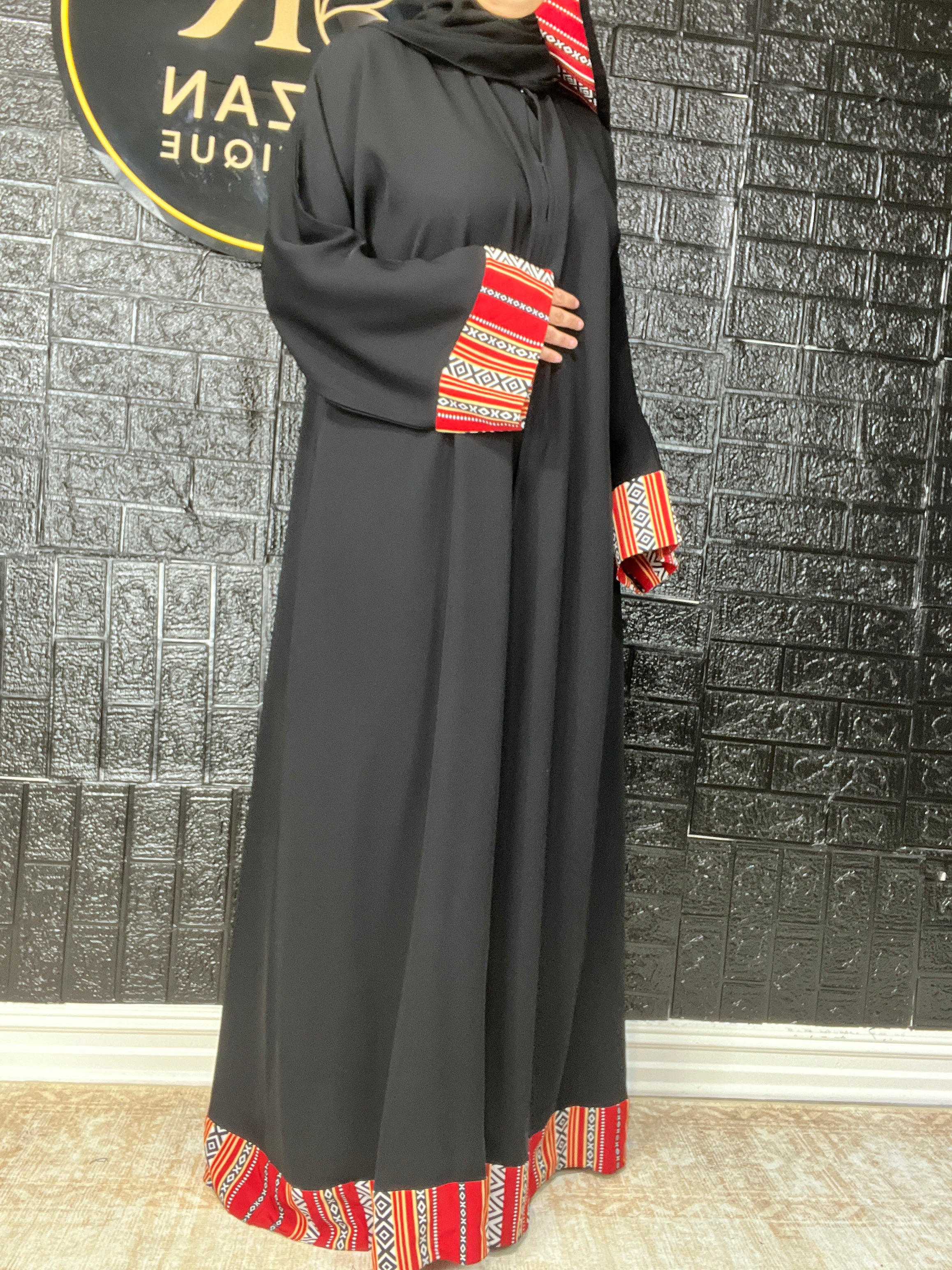 Red Heritage Touch – Closed Style Abaya