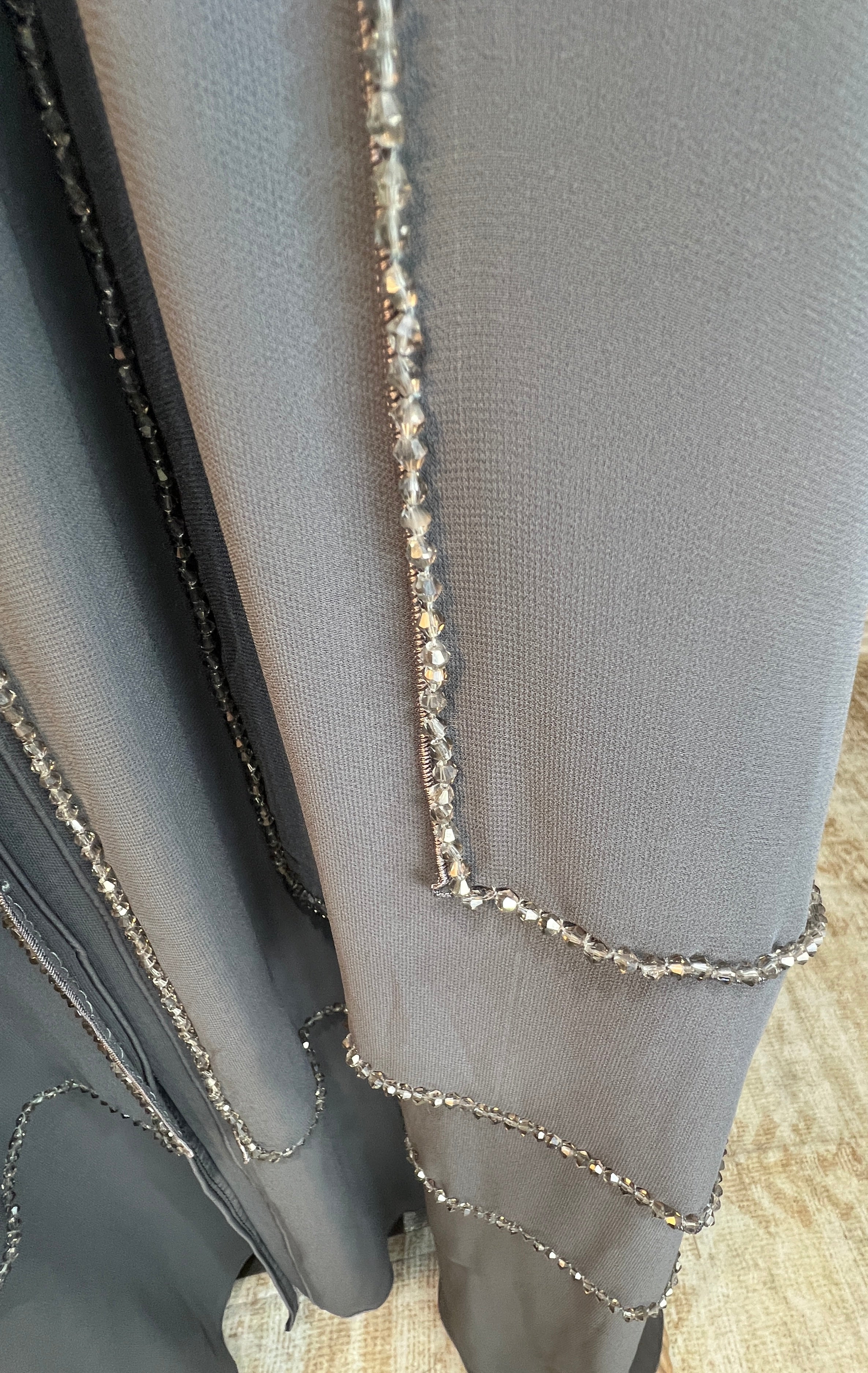 Silver Serenity – 2 Piece Abaya