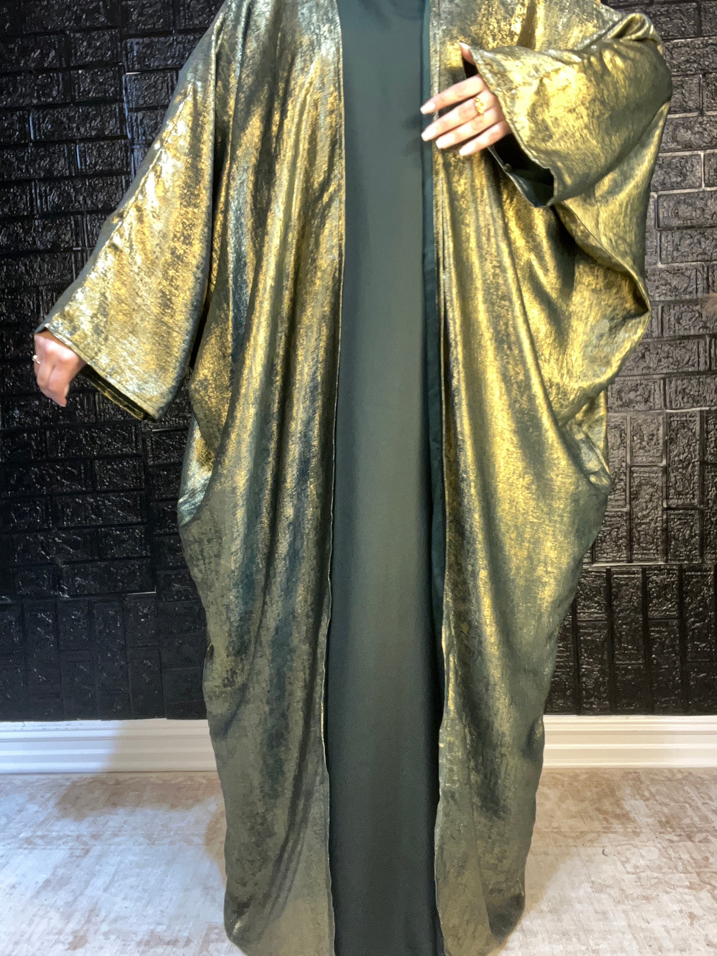 Shine of Grace Abaya
