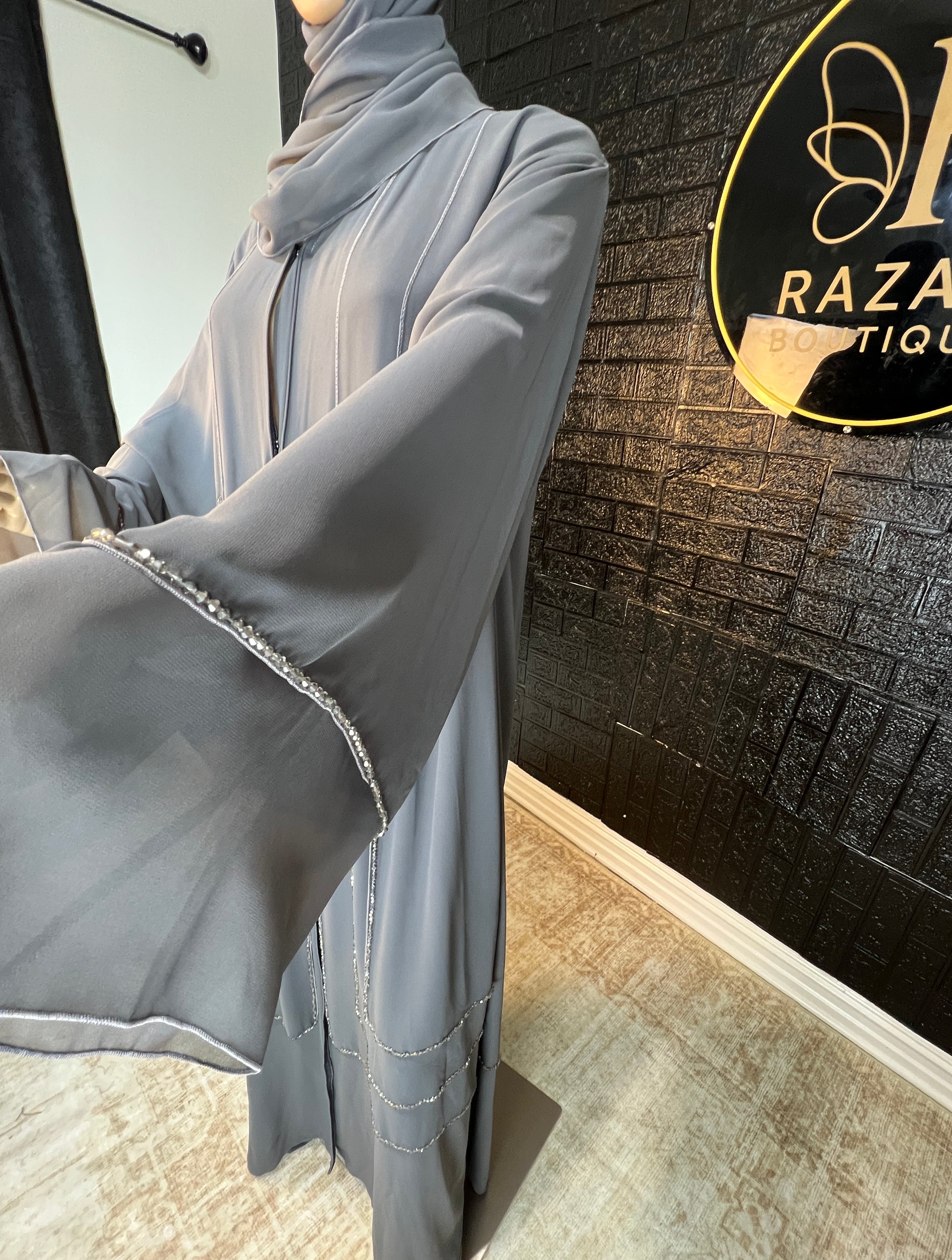 Silver Serenity – 2 Piece Abaya